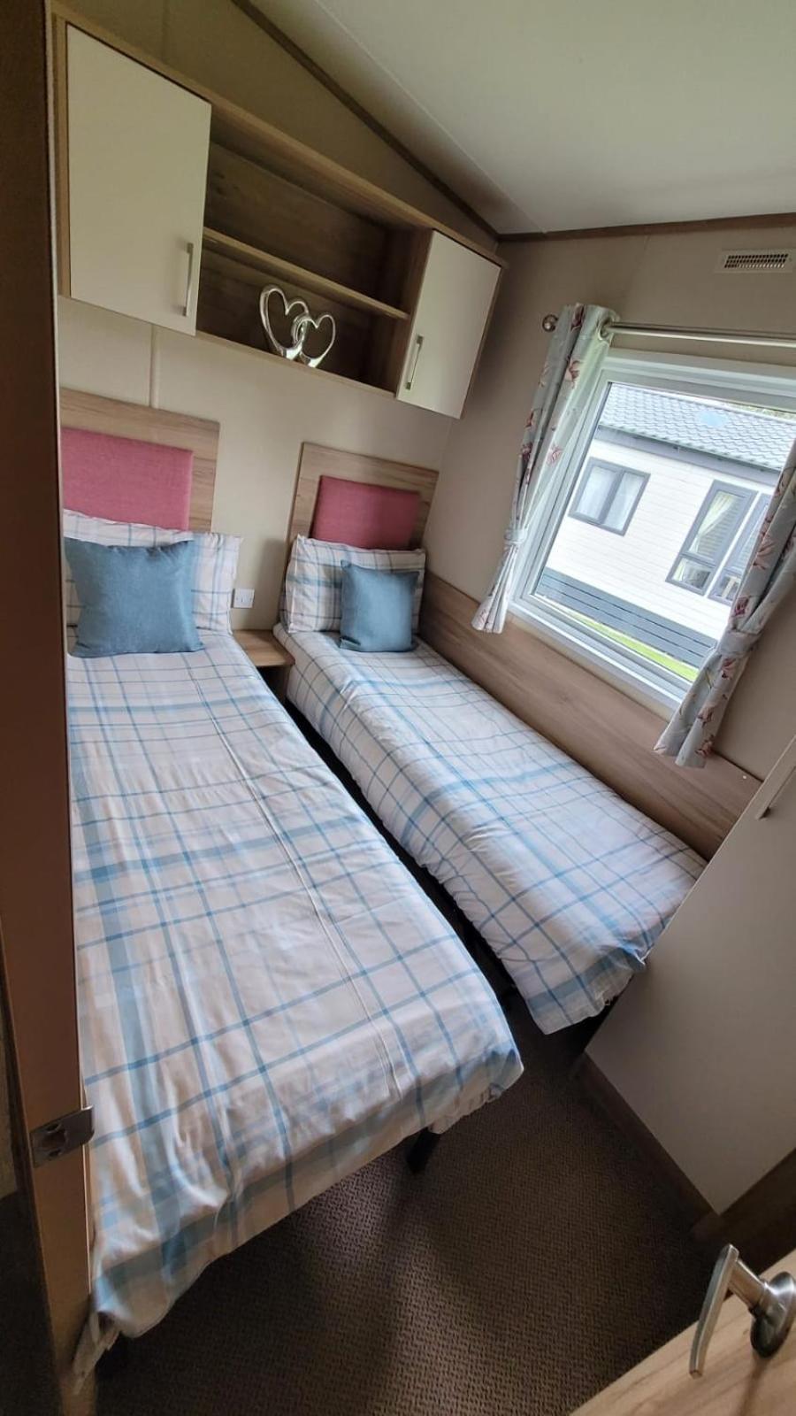 Tattershall Lakes Kingfisher Caravan 8 Berth With Hot Tub & Wifi Εξωτερικό φωτογραφία