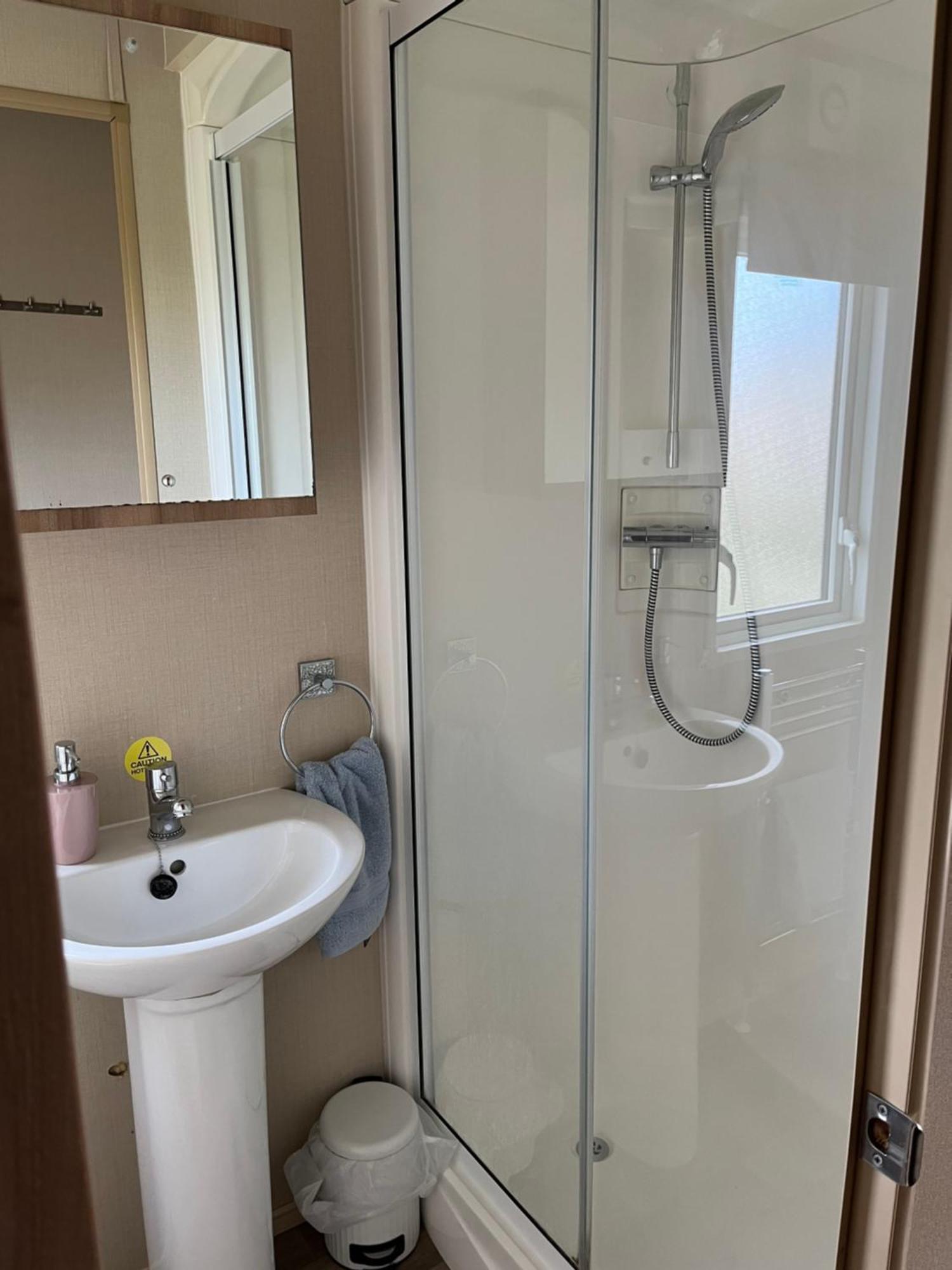 Tattershall Lakes Kingfisher Caravan 8 Berth With Hot Tub & Wifi Εξωτερικό φωτογραφία