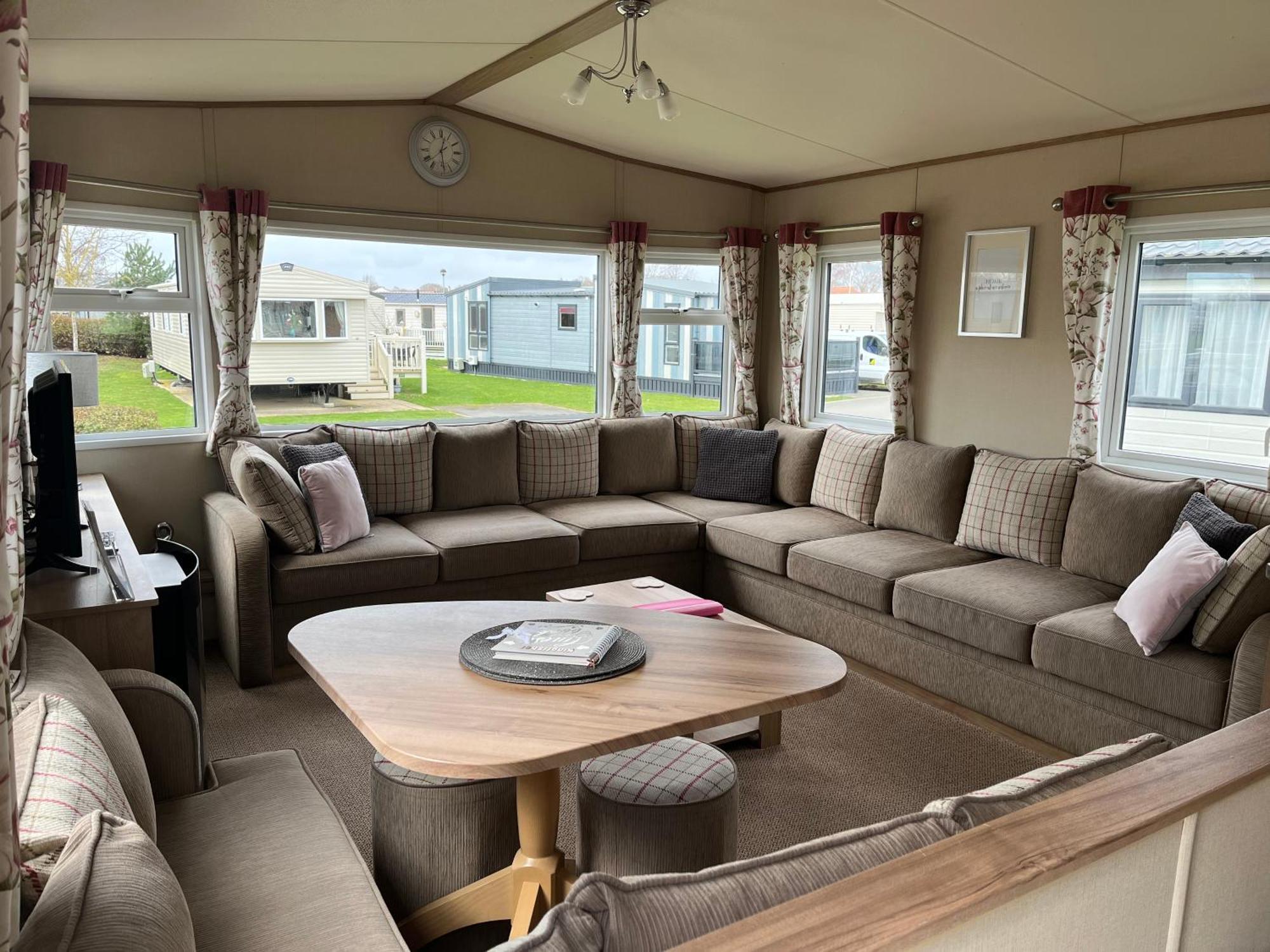 Tattershall Lakes Kingfisher Caravan 8 Berth With Hot Tub & Wifi Εξωτερικό φωτογραφία